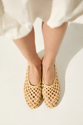 Ava Ballet Flats in Vanilla Woven Leather
