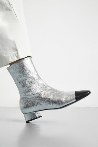 Laurie Ankle Boots in Silver Leather