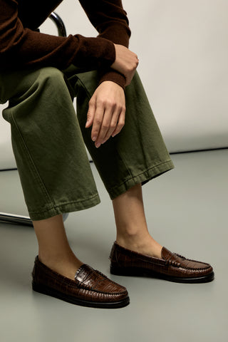 Zoe Loafers in Croc-effect Chocolate Leather