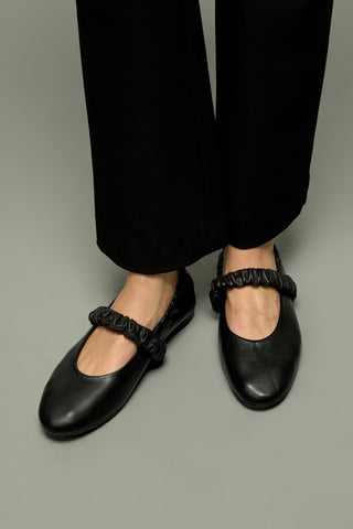 Charlie Ballet Flats in Black Leather