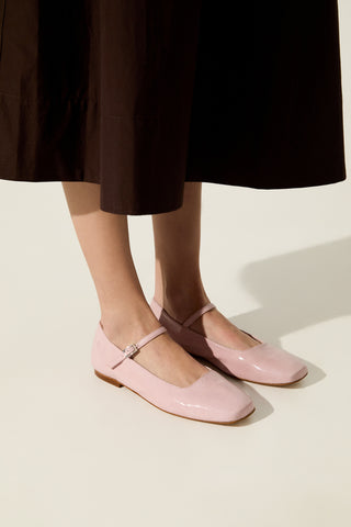 Julieta Mary Janes in Pink Patent Leather