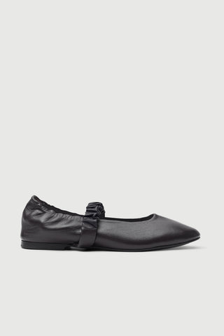 Charlie Ballet Flats in Black Leather