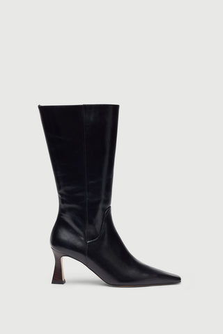 Florence Boots in Black Leather