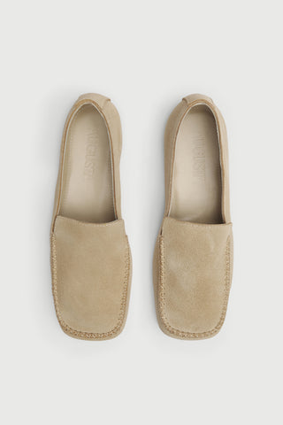 Gaia Loafers in Beige Suede