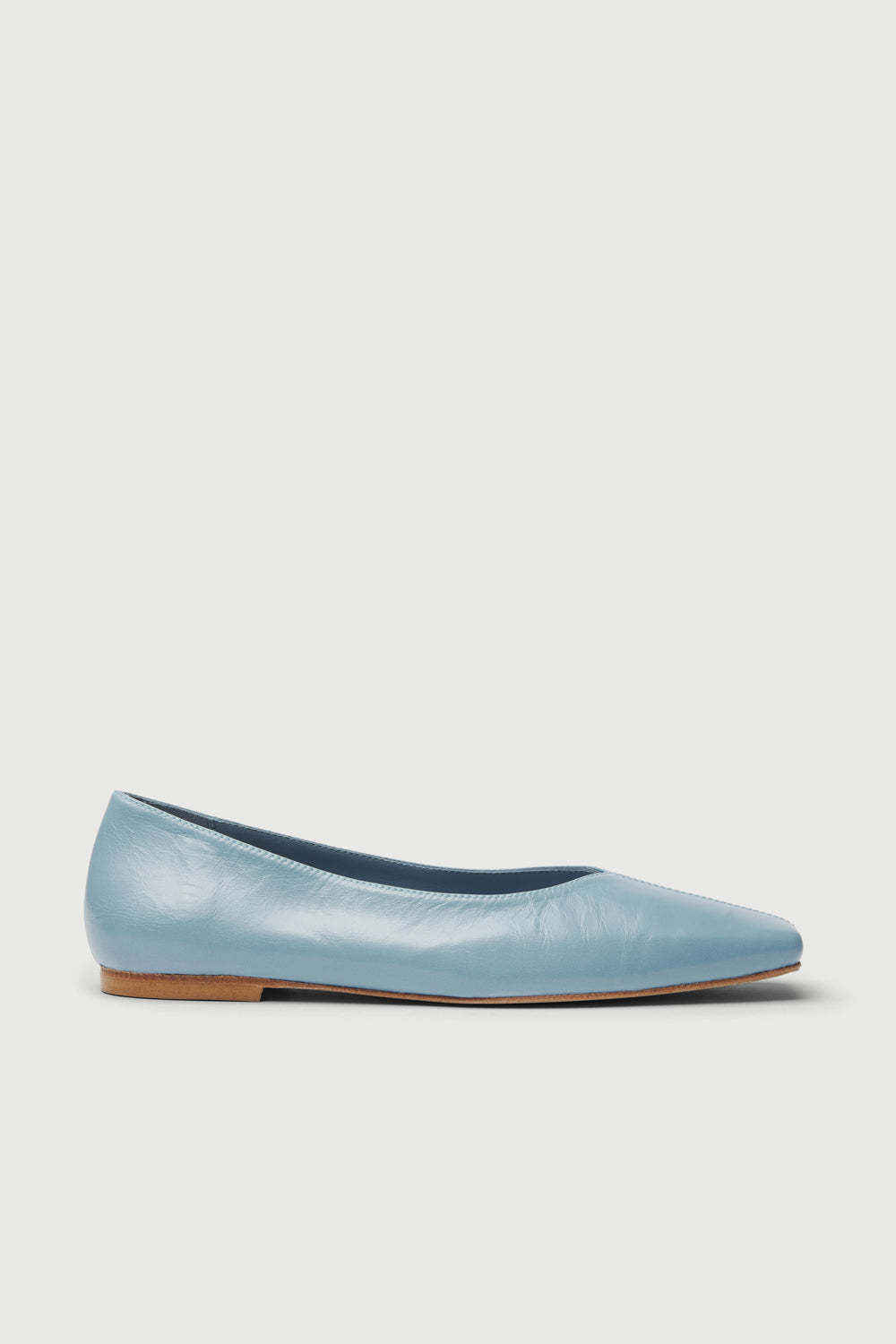 Kate Ballet Flats in Light Blue Leather – Augusta the Brand
