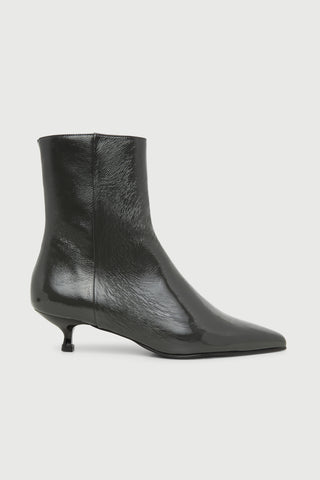 Paula Ankle Boots in Grey Patent Leather