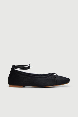 Sienna Ballerines en Cuir avec Finition en Fourrure Noire