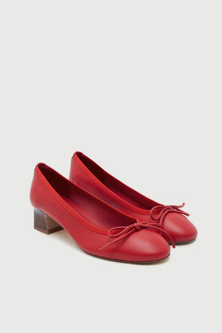 Sophie en Cuir Rouge